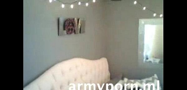  Female Soldier webcam enjoying herself